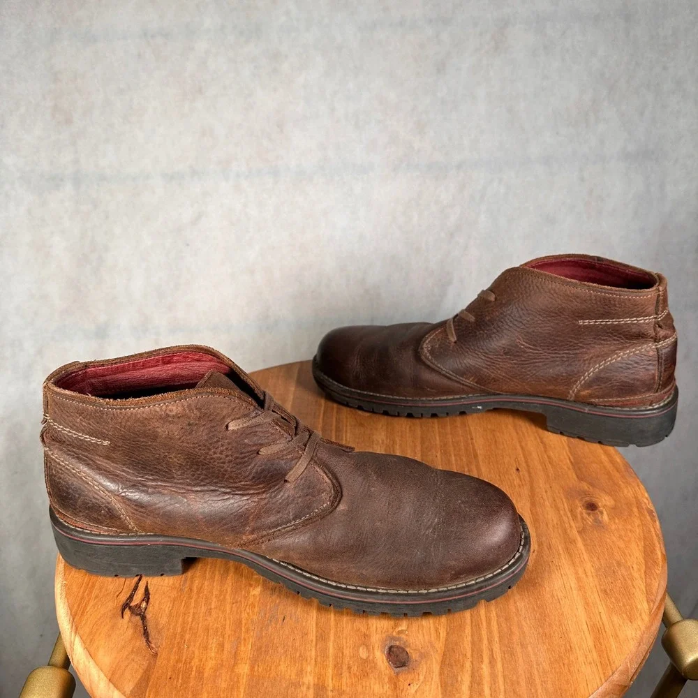 Clarks chukka boots